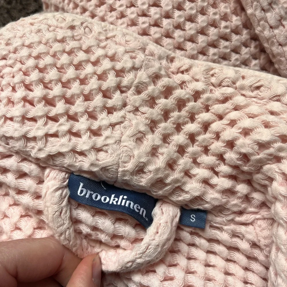 Brooklinen Turkish Cotton Dreamweave Waffle Knit Bath Robe - Pale Pink - Picture 3 of 8